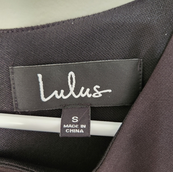 Dance a Little Black Embroidered Short Sleeve Shift Dress - Picture 6 of 6